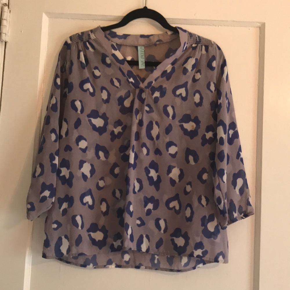 Francesca’s blouse - Perfect condition✨